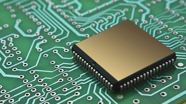 Computer-chip-via-Shutterstock