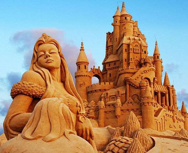 The sand princess with her massive castle