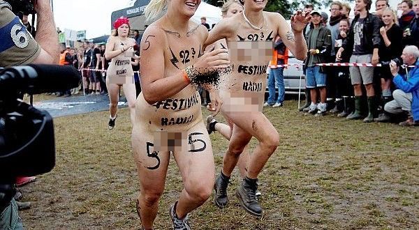 The Naked Run of Roskilde Festival (2) .