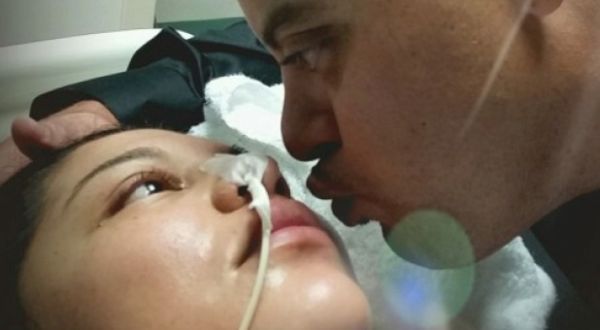 Pregnant woman wakes up from coma and delivers baby girl