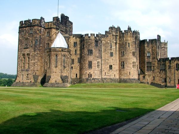 Alnwick Castle Vampire